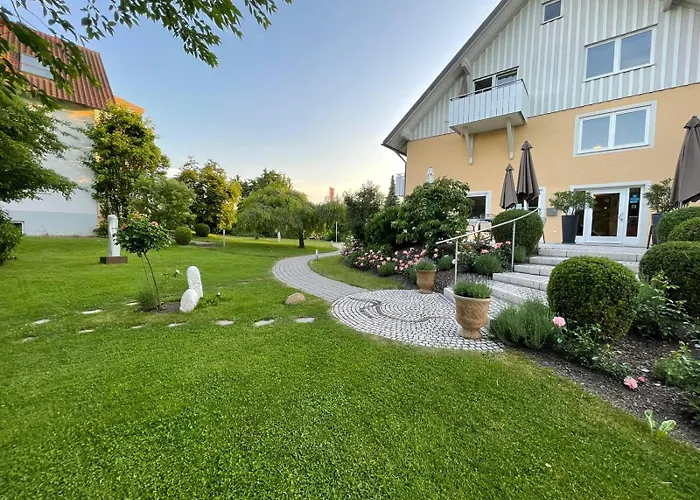 Penzion Gaestehaus Zuern 4*