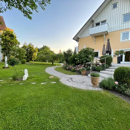 Penzion Gaestehaus Zuern 4*