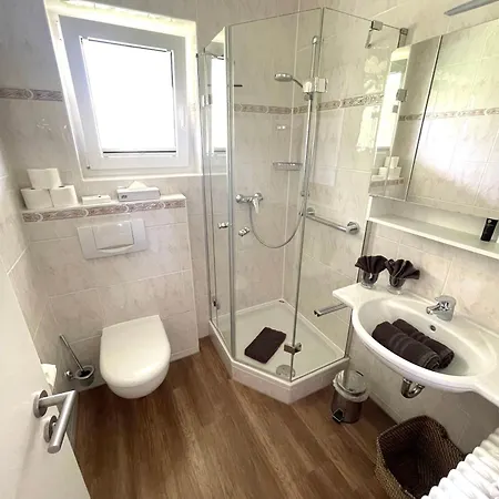 Gaestehaus Zuern Guest house Wasserburg am Bodensee